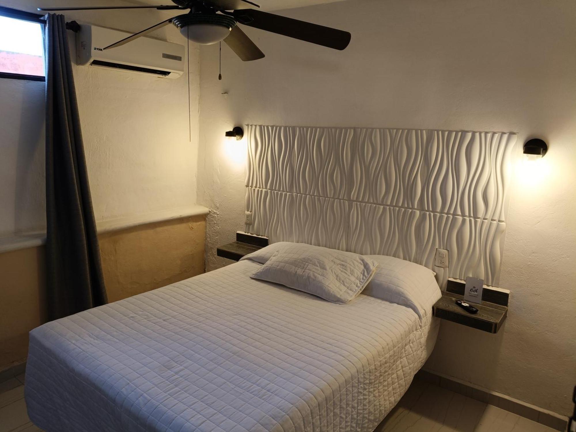 Hotel Rath แคมเปเช ภายนอก รูปภาพ