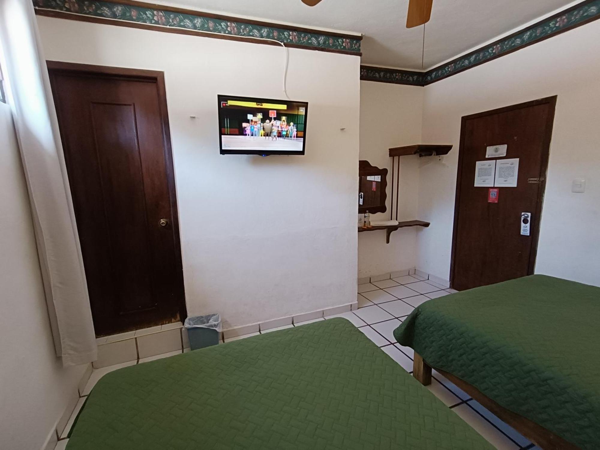 Hotel Rath แคมเปเช ภายนอก รูปภาพ