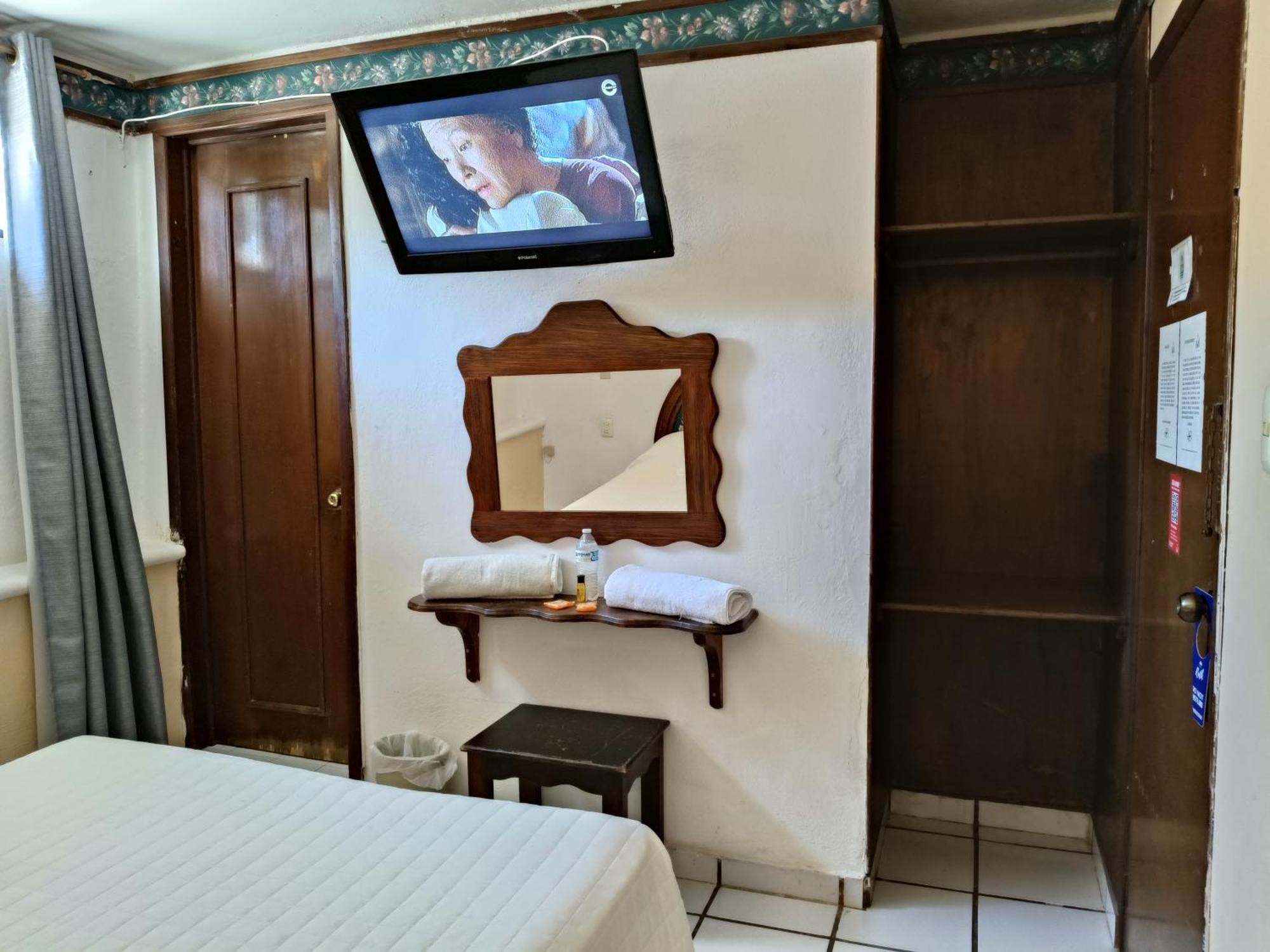 Hotel Rath แคมเปเช ภายนอก รูปภาพ