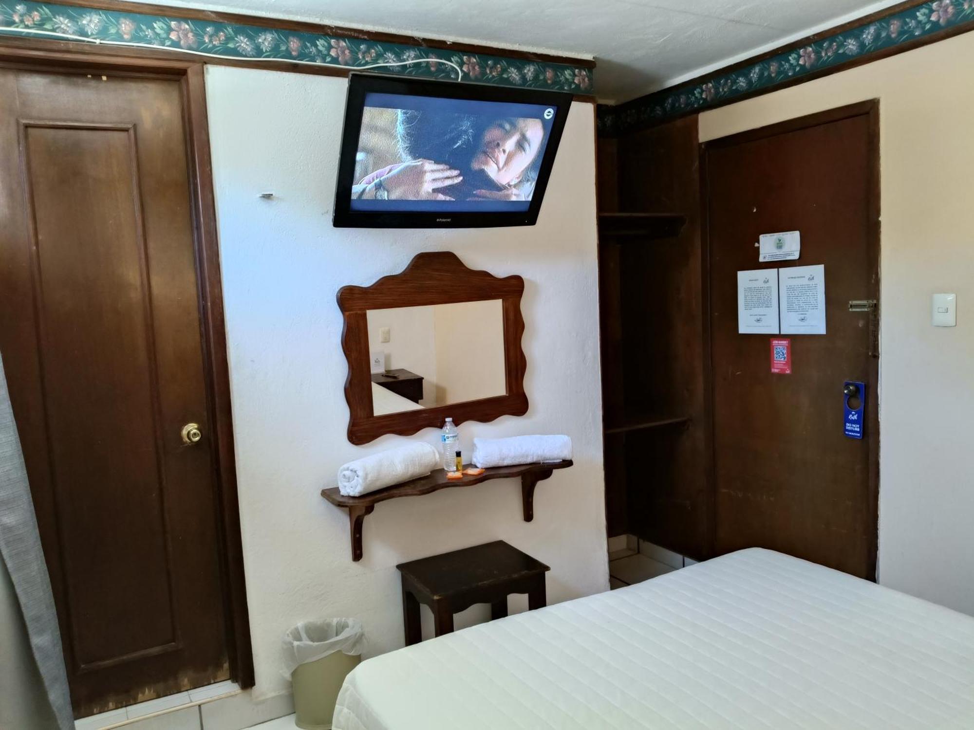 Hotel Rath แคมเปเช ภายนอก รูปภาพ